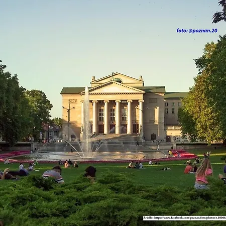 Διαμέρισμα Heart Of Next To Old Market Square