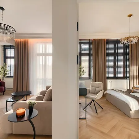 Heart Of Next To Old Market Square פוזנן