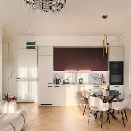 Heart Of Next To Old Market Square Apartment Poznan