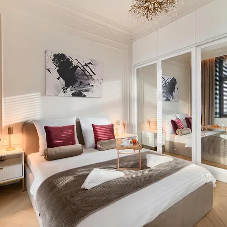 Heart Of Next To Old Market Square Apartment Poznan