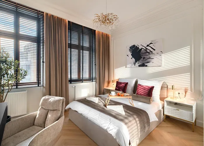 Heart Of Next To Old Market Square