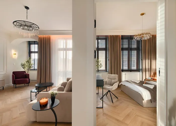 Heart Of Next To Old Market Square פוזנן