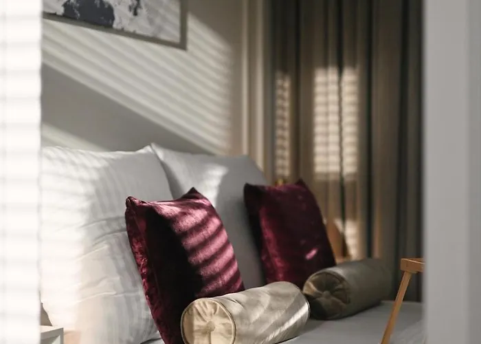 Heart Of Next To Old Market Square Апартаменти