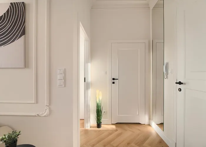 Heart Of Next To Old Market Square