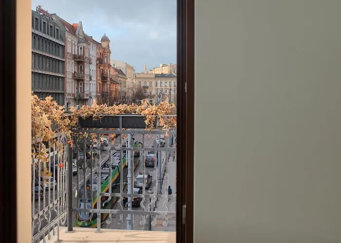 Heart Of Next To Old Market Square *